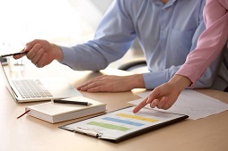 家具竹地板怎樣做好日常護理工作